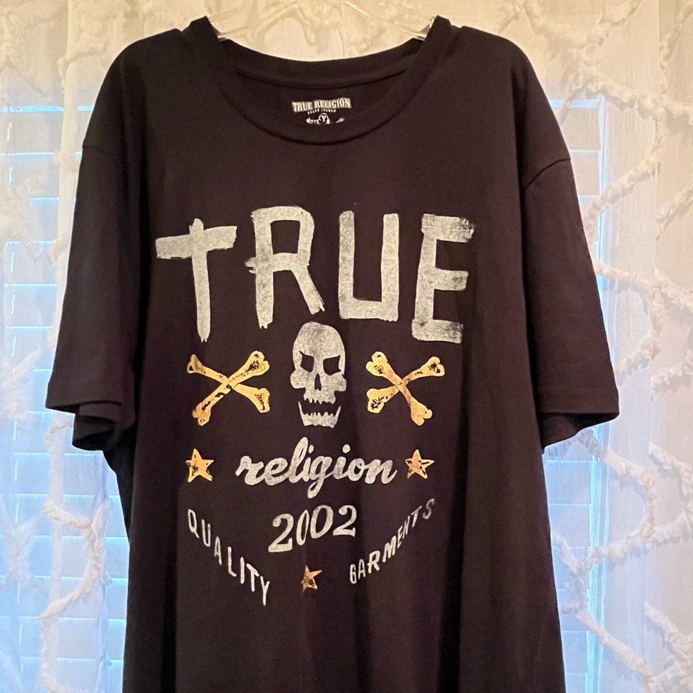 True Religion Black Short Sleeve Tee with Graphic Design